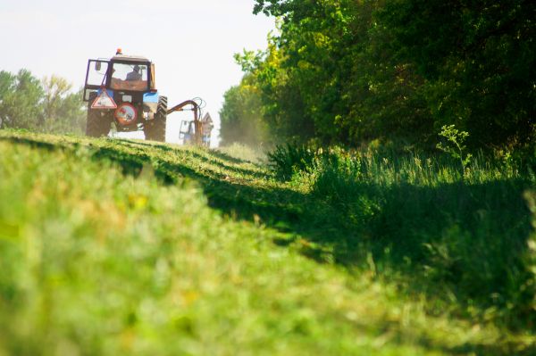 Roadside Mowing - Roadside Mowing Hattiesburg, Mississippi