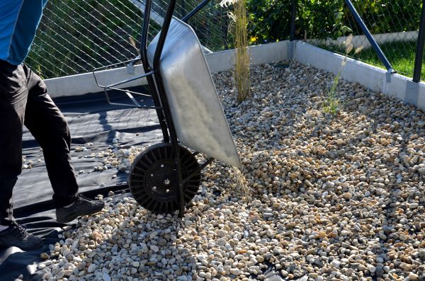 Pea Gravel Dispersal