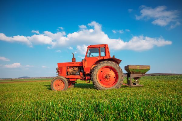 Landscape Fertilizing - Landscape Fertilizing Chicago, Illinois