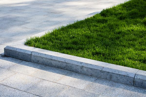 Commercial Landscape Curbing