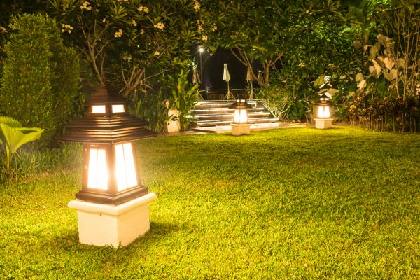 Exterior Landscape Lighting